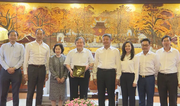 Meeting Between Takagi Kuninori and Hanoi People’s Committee Authorities