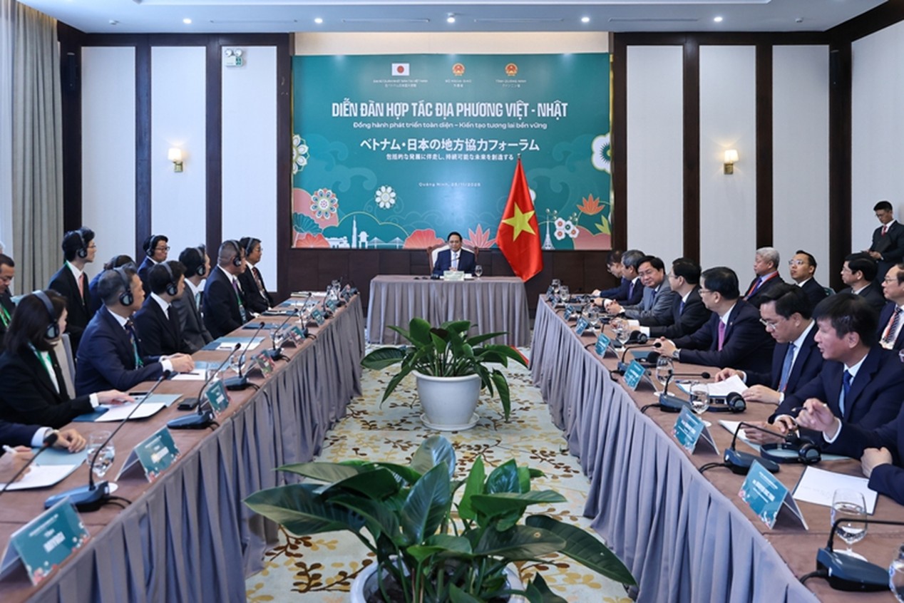 Meeting between Prime Minister Pham Minh Chinh and representatives of Japanese local governments