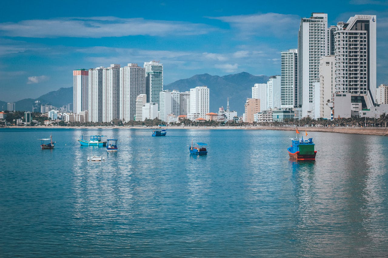 Vietnam development objects to 2030