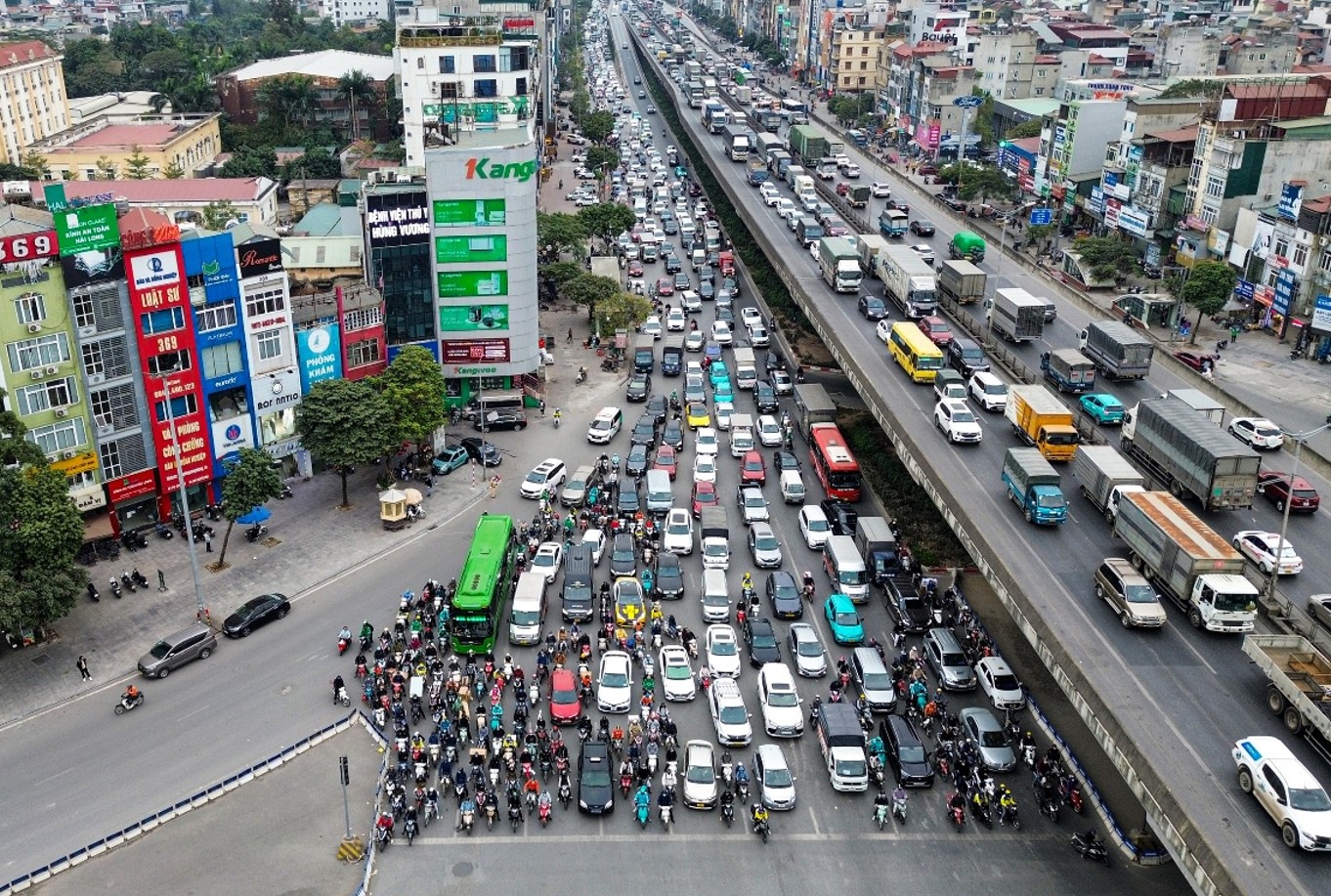Hanoi in the rush hour