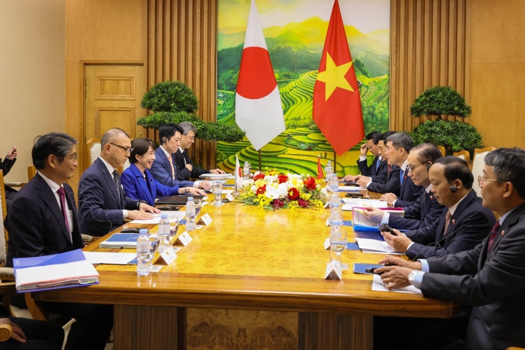 Japan-Vietnam summit meeting
